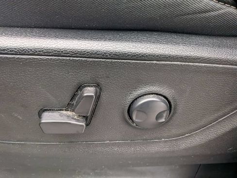 Certified 2023 RAM 1500 Big Horn AWD/4WD image 10