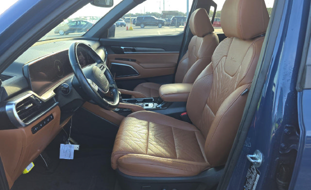 Used 2024 Kia Telluride SX X-Pro AWD/4WD image 4