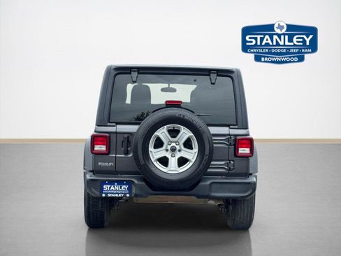 Used 2021 Jeep Wrangler Unlimited Sport AWD/4WD image 7
