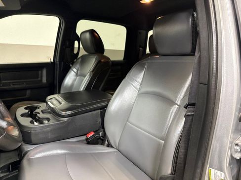 Used 2022 RAM 3500 Tradesman w/ Chrome Appearance Group image 16