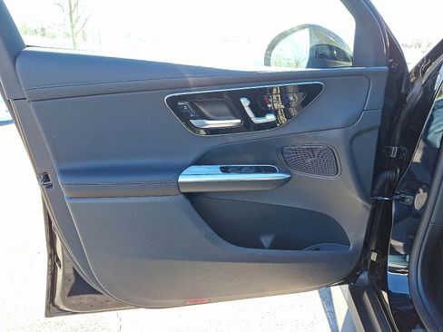 New 2026 Mercedes-Benz GLC 300 4MATIC image 11