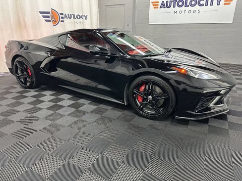 Used 2023 Chevrolet Corvette Stingray Premium Cpe w/ Z51 Performance Package RWD image 2