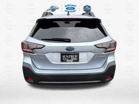 Used 2024 Subaru Outback Premium AWD/4WD image 4