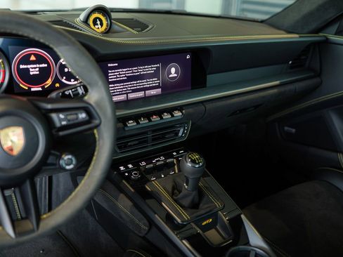 Used 2022 Porsche 911 GT3 image 21
