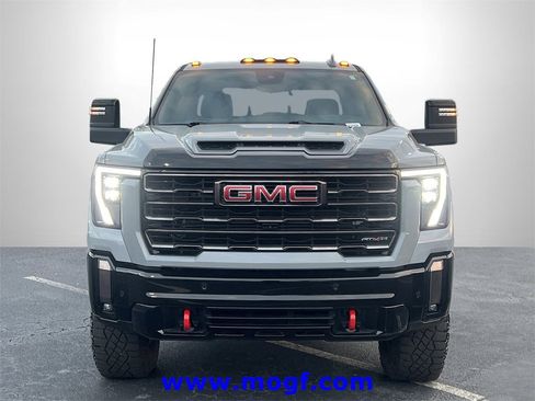 Used 2024 GMC Sierra 2500 AT4X image 26
