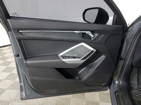 Used 2020 Audi Q3 2.0T Premium w/ Convenience Package image 23