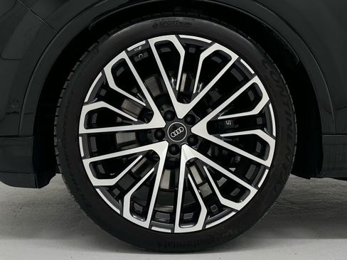 Used 2025 Audi SQ7 Premium Plus image 9