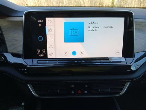 New 2026 Volkswagen Atlas SE AWD/4WD image 18