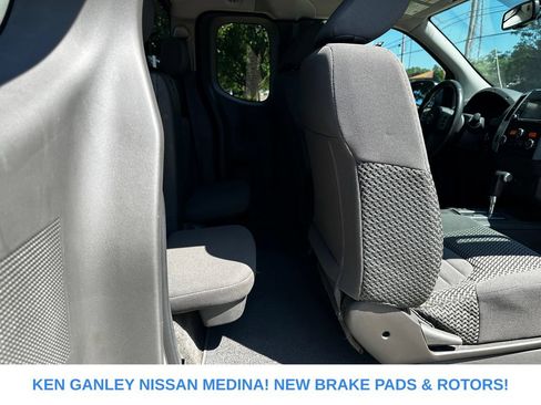 Used 2018 Nissan Frontier SV w/ Value Truck Package AWD/4WD image 36