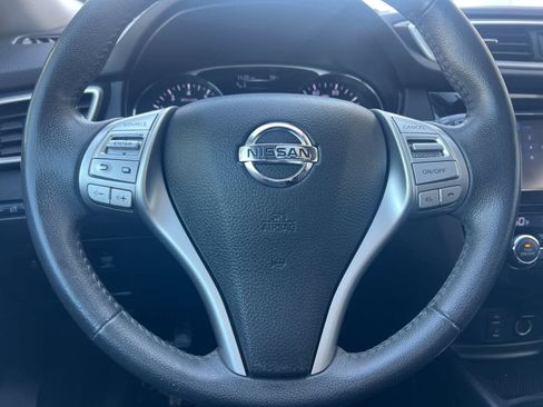 Used 2016 Nissan Rogue SL w/ SL Premium Package image 24