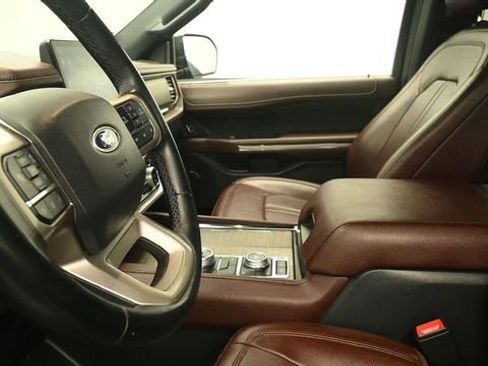 Used 2022 Ford Expedition Limited AWD/4WD image 20