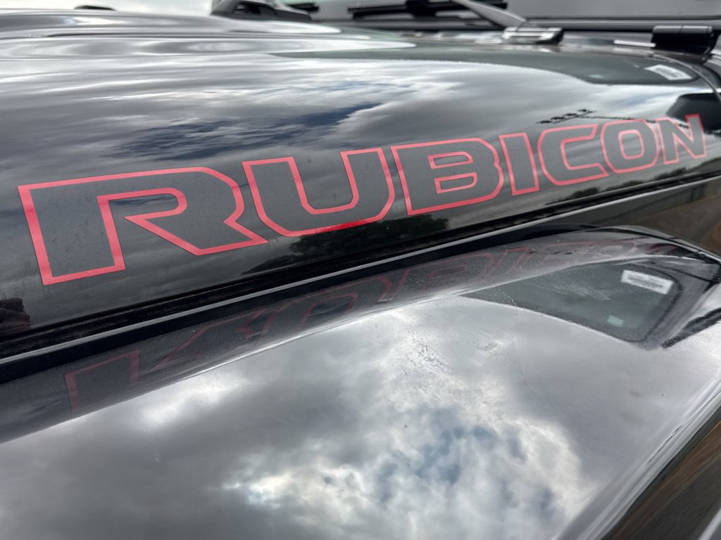 Used 2020 Jeep Gladiator Rubicon w/ Dual Top Group AWD/4WD image 34