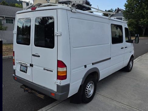 Used 2006 Dodge Sprinter 2500 w/ PWR Convenience Group image 6
