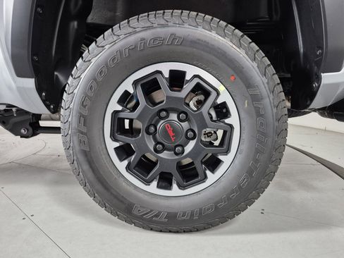 New 2026 Toyota Tacoma TRD Off-Road image 11