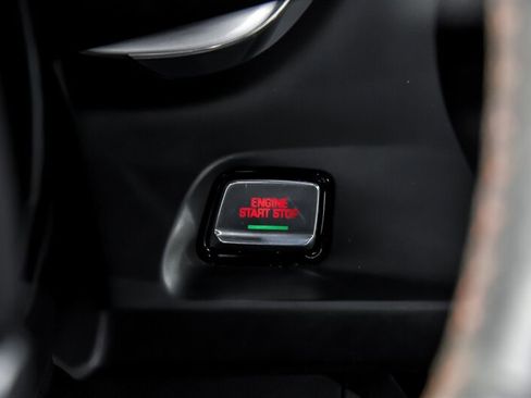 Used 2019 Chevrolet Camaro ZL1 RWD image 31