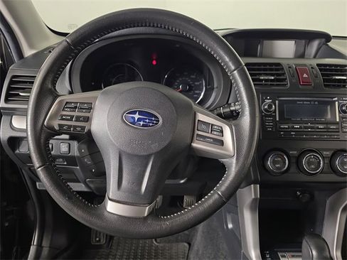 Used 2015 Subaru Forester 2.5i Touring image 10