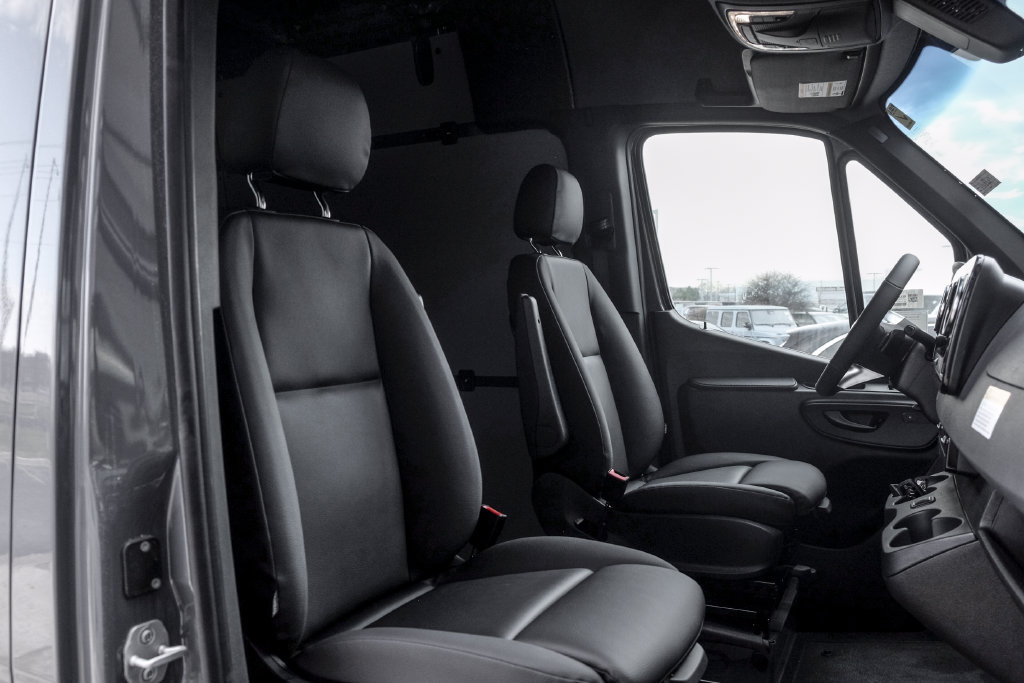 New 2026 Mercedes-Benz Sprinter 2500 image 24