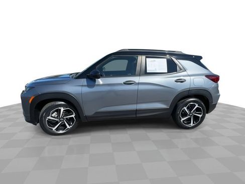 Used 2021 Chevrolet TrailBlazer RS w/ Sun and Liftgate Package FWD image 5
