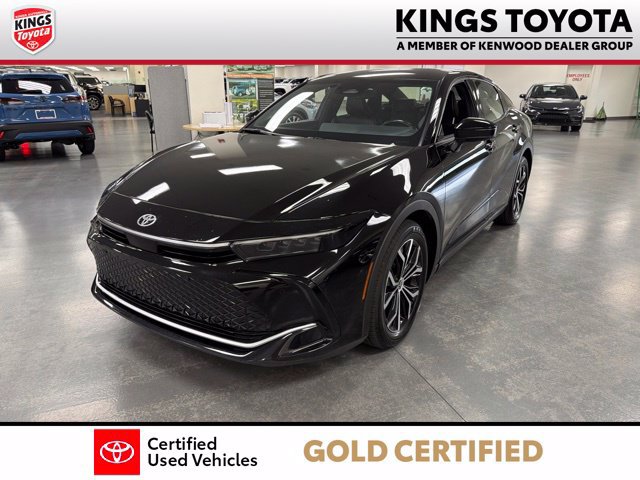 Used 2023 Toyota Crown AWD/4WD image 4