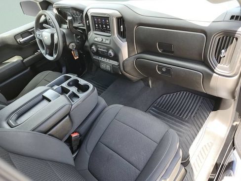 Used 2022 Chevrolet Silverado 1500 Custom AWD/4WD image 18