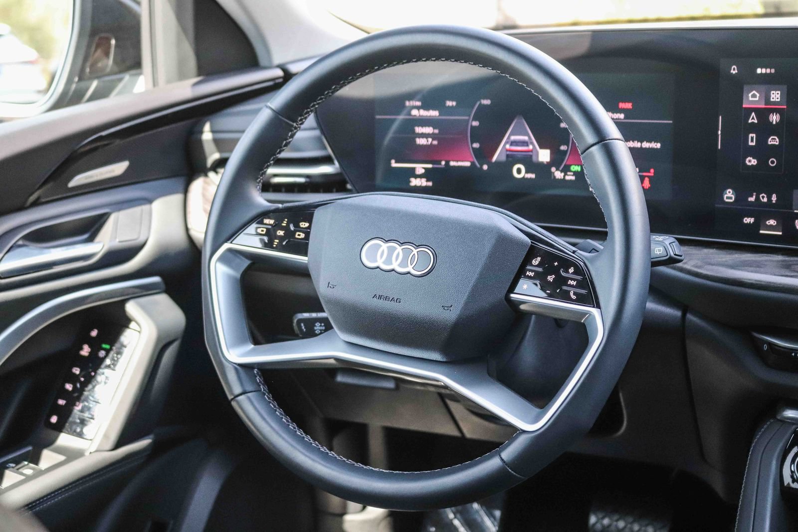Certified 2025 Audi Q5 Premium w/ Premium Plus AWD/4WD image 17