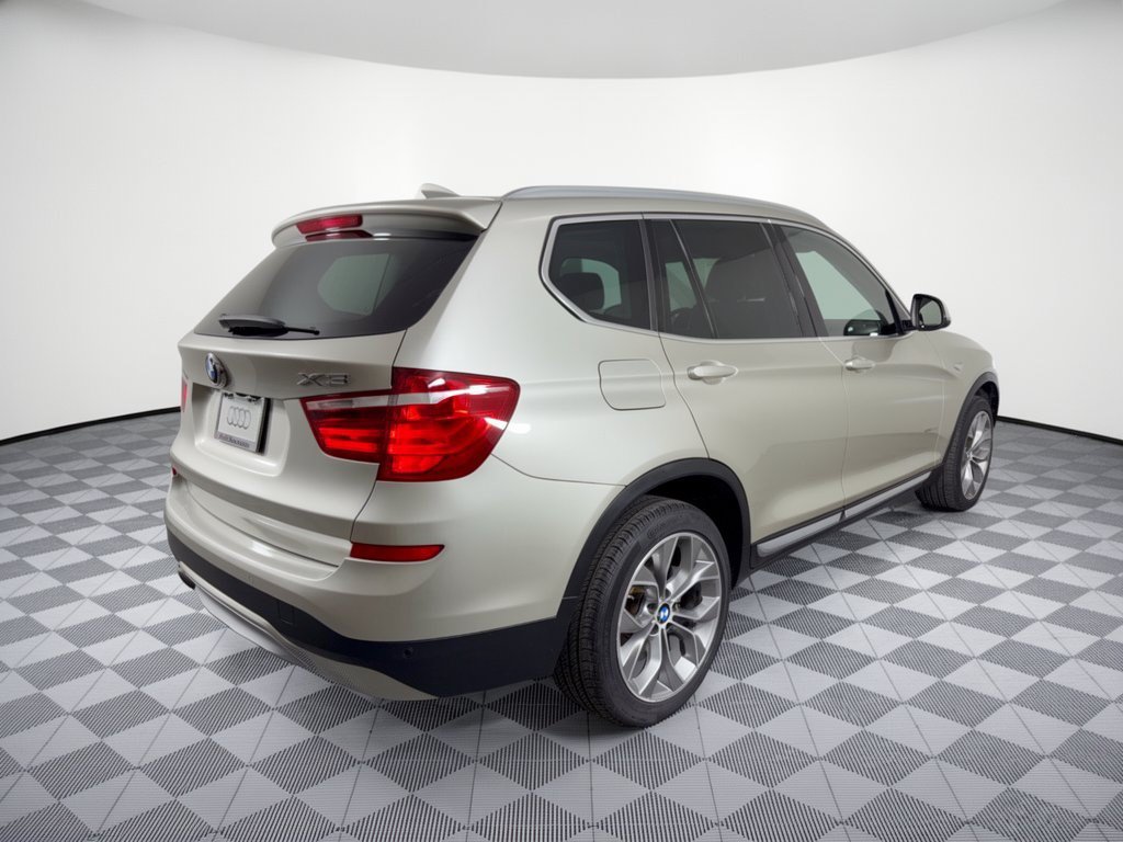Used 2017 BMW X3 xDrive28i AWD/4WD image 9