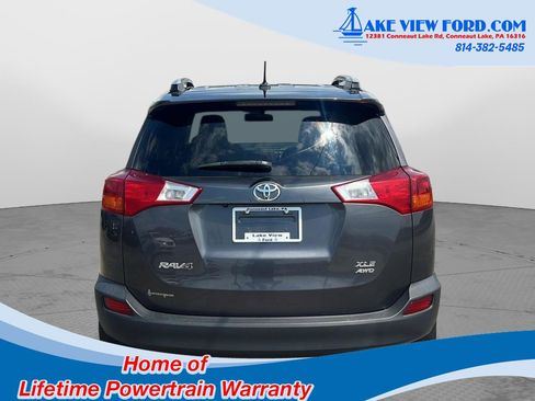 Used 2015 Toyota RAV4 XLE AWD/4WD image 5