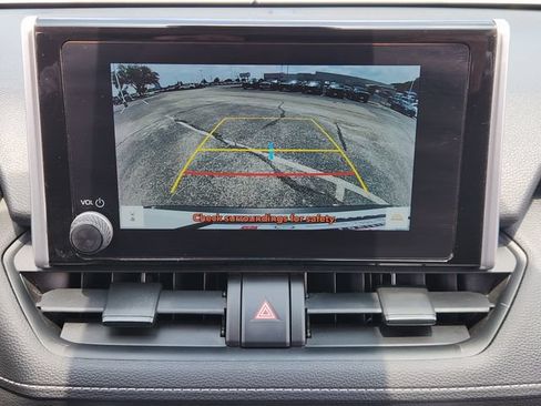 Certified 2023 Toyota RAV4 LE FWD image 17