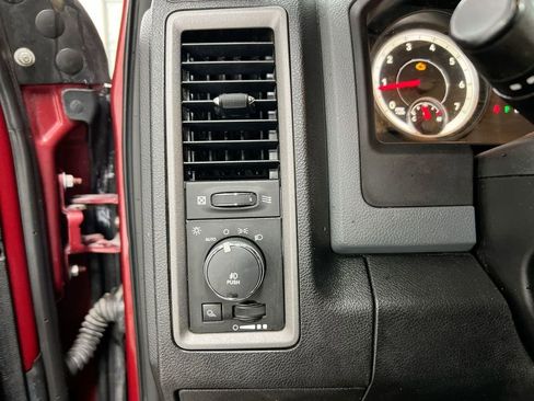 Used 2013 RAM 1500 Express image 17