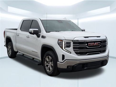 Used 2022 GMC Sierra 1500 SLT image 8