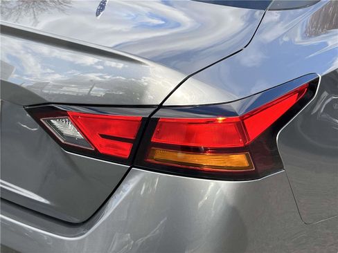 Certified 2024 Nissan Altima 2.5 S FWD image 16