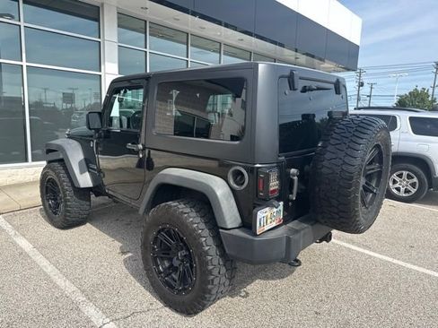Used 2015 Jeep Wrangler Sport w/ Quick Order Package 24S AWD/4WD image 9
