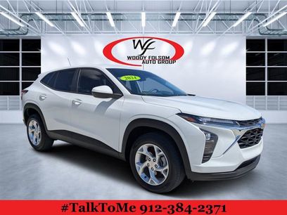 Used 2024 Chevrolet Trax LS w/ LS Convenience Package