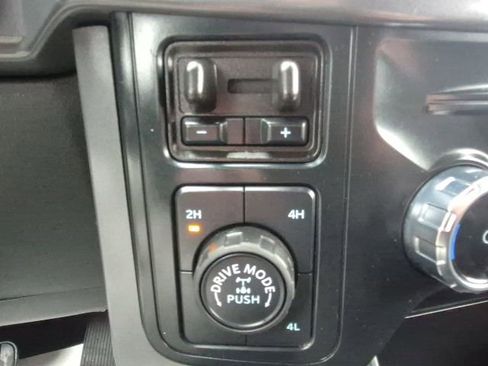 Used 2025 Ford F150 XLT w/ Equipment Group 302A MID image 41