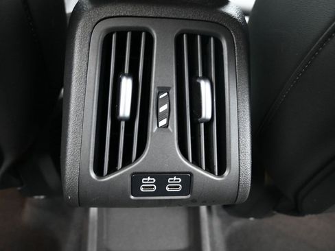 Certified 2024 BMW X2 xDrive28i w/ M Sport Package image 32