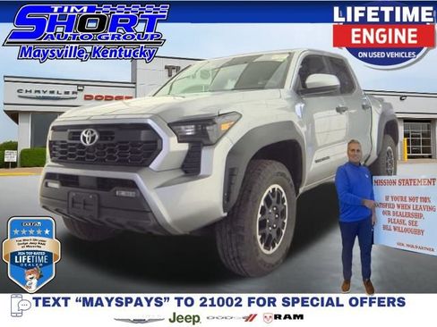 Used 2025 Toyota Tacoma TRD Off-Road image 1