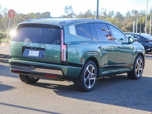 New 2026 Hyundai Ioniq 9 Calligraphy image 5