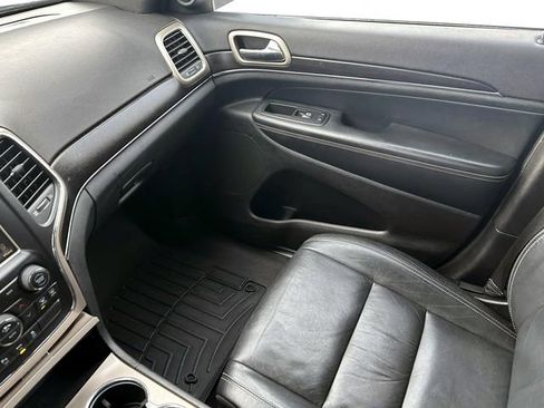 Used 2014 Jeep Grand Cherokee Limited w/ Trailer Tow Group IV image 27