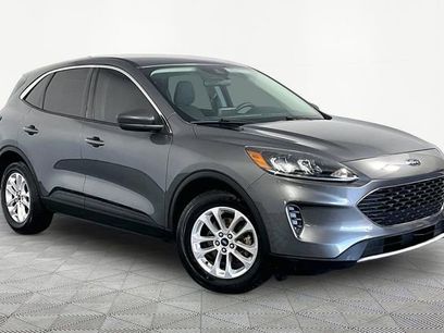 Used 2022 Ford Escape SE