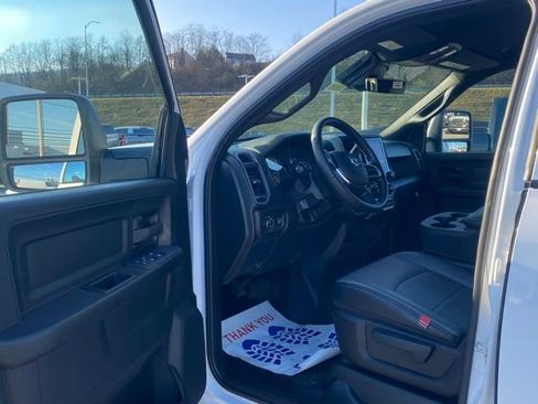 New 2026 RAM 2500 Tradesman w/ Chrome Appearance Group image 14