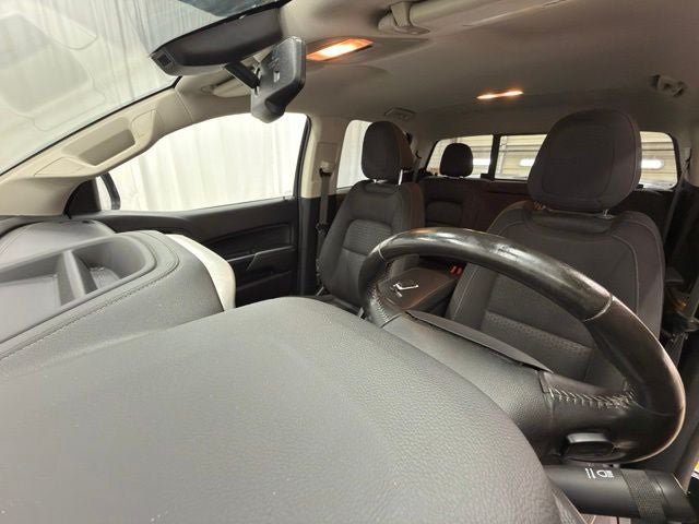 Used 2020 GMC Canyon SLE w/ Elevation Edition AWD/4WD image 5