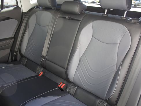 New 2026 Volkswagen Tiguan SE AWD/4WD image 27