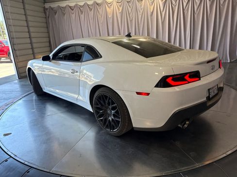 Used 2014 Chevrolet Camaro LS RWD image 7