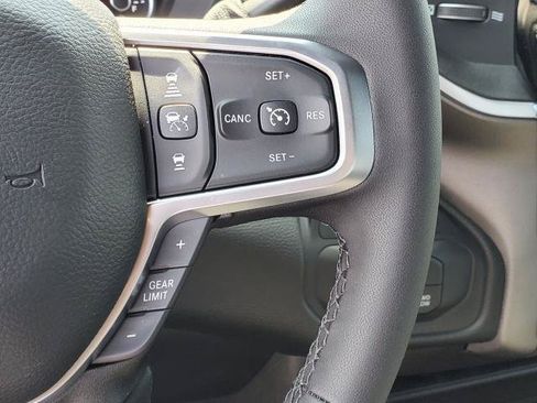 New 2026 RAM 2500 Big Horn AWD/4WD image 11