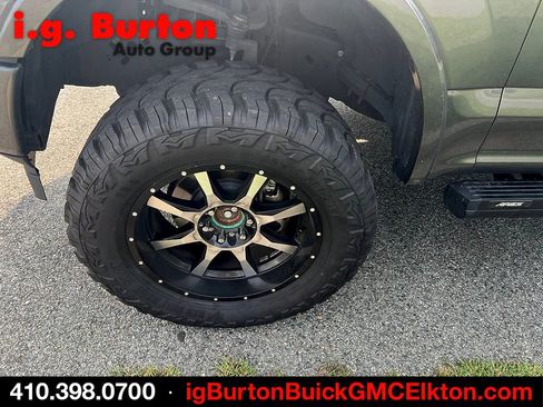 Used 2018 Ford F150 XLT w/ Equipment Group 302A Luxury AWD/4WD image 3
