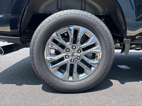 New 2025 Ford F150 Lariat w/ Equipment Group 501A Mid image 28