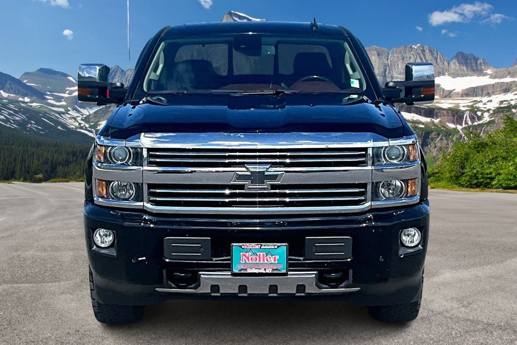 Used 2016 Chevrolet Silverado 2500 High Country w/ Duramax Plus Package AWD/4WD image 3