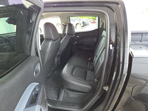 Used 2021 Chevrolet Colorado Z71 w/ Z71 Midnight Edition image 22