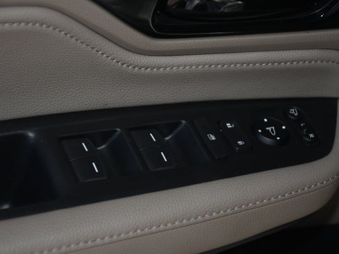 Used 2023 Honda Odyssey Elite image 11