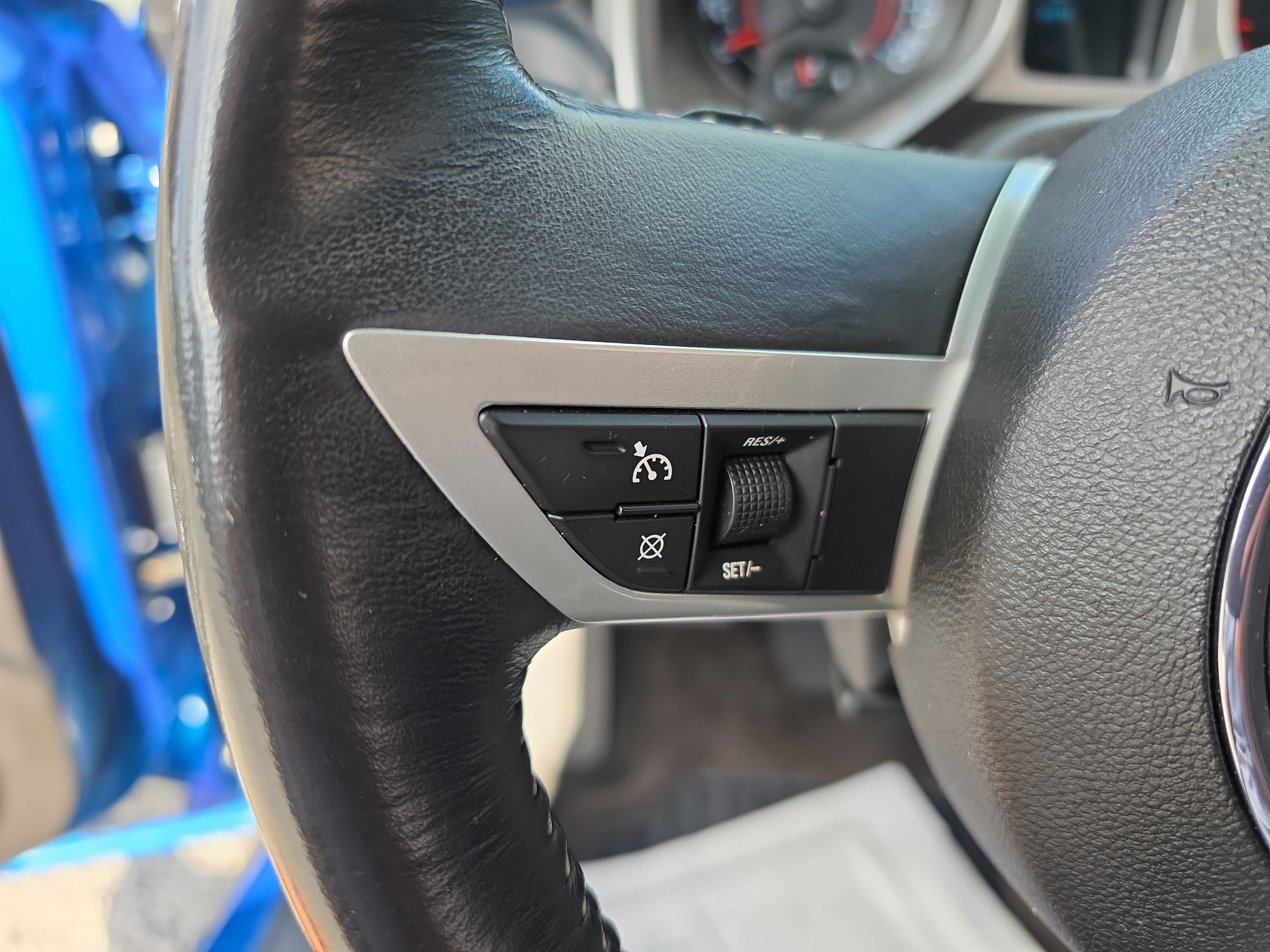 Used 2010 Chevrolet Camaro SS w/ RS Package RWD image 31